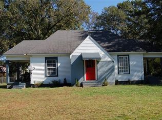 502B Government St, Wetumpka, AL 36092