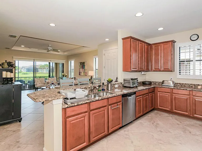 5867 Cavano Dr — Photo 3