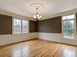 947 Seneca Rd, Great Falls, VA 22066