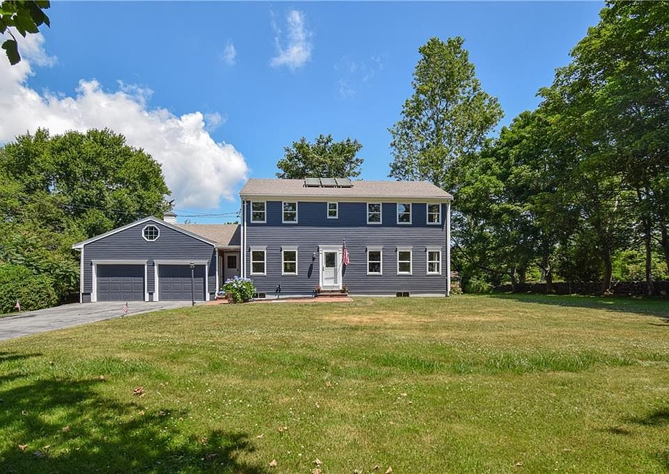 106 Peckham Ave, Middletown, RI 02842 Zillow