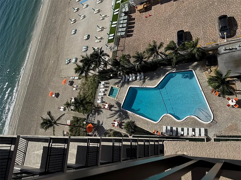 3800 Galt Ocean Dr #1508 — Photo 23