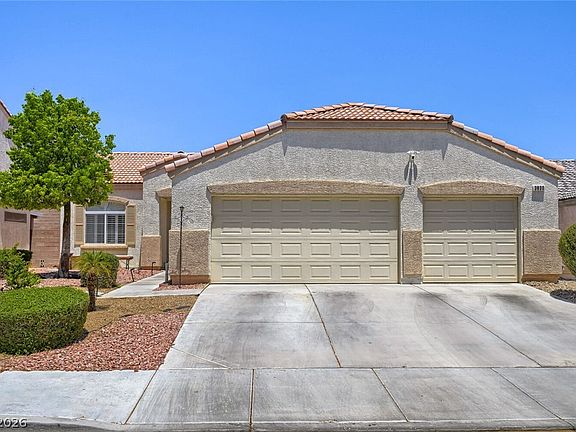 5th image of 3830 W El Campo Grande Ave