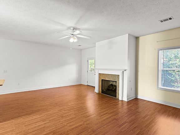 2nd image of 634 Kalypso Cir