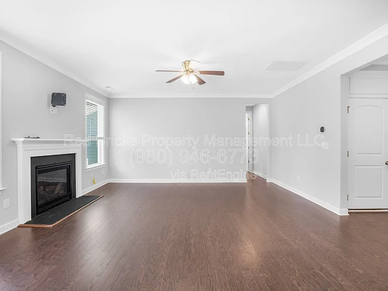 2783 Berkhamstead Cir — Photo 15