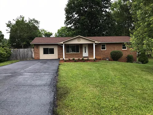 1203 Hales Ct Photo 1