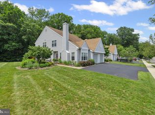 31 Magnolia Ct, Bordentown, NJ 08505