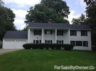 5932 Windsor Dr, Des Moines, IA 50312