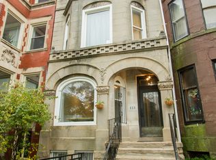 825 E 61st St, Chicago, IL 60637
