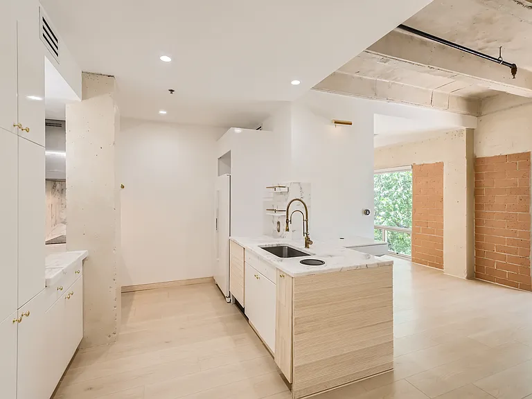 1115 S Alamo St #2402 — Photo 18
