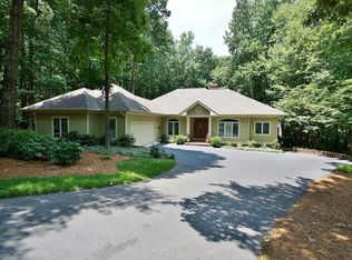 245 Cross Tower Dr, Penhook, VA 24137