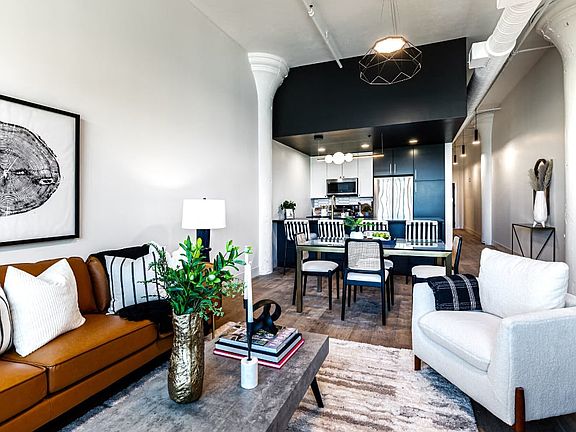 5th image of 2528 Texas Ave #103