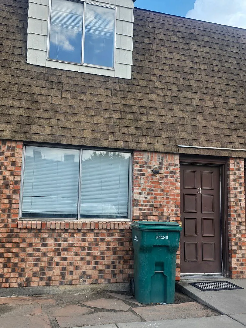2510 Lee Ave — Photo 1