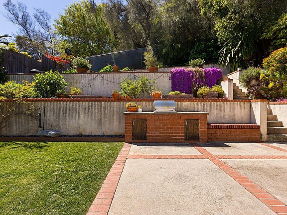 3rd image of 4841 Avoca St