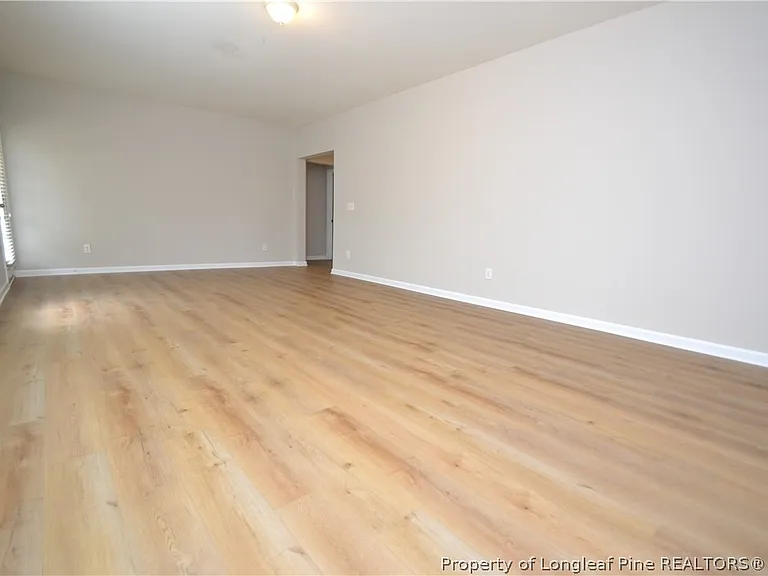 7830 Clover Creek Ct — Photo 41