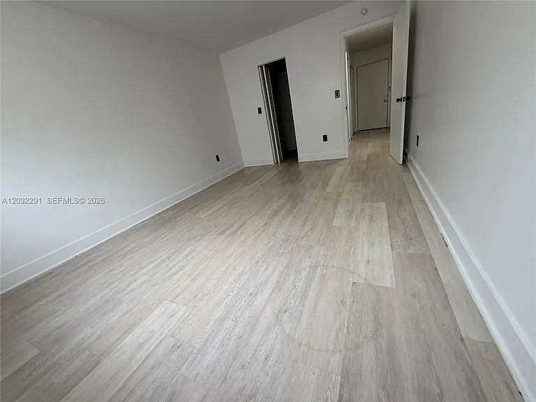 12215 W Dixie Hwy #206 — Photo 10