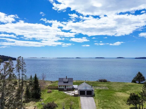 119 Johnson Cove Road, Roque Bluffs, ME 04654
