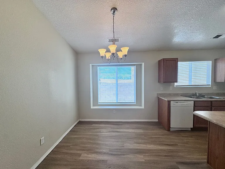 2710 Rain Sage — Photo 8