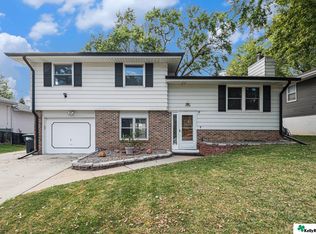 4936 S 49th Ave, Omaha, NE 68117