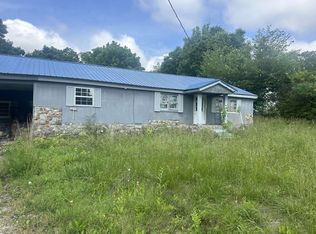 4015 Old Blacktop Rd, Mc Ewen, TN 37101