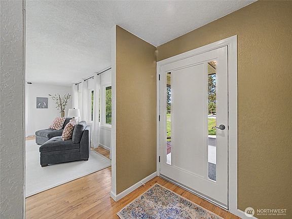 4th image of 39428 200th Avenue SE