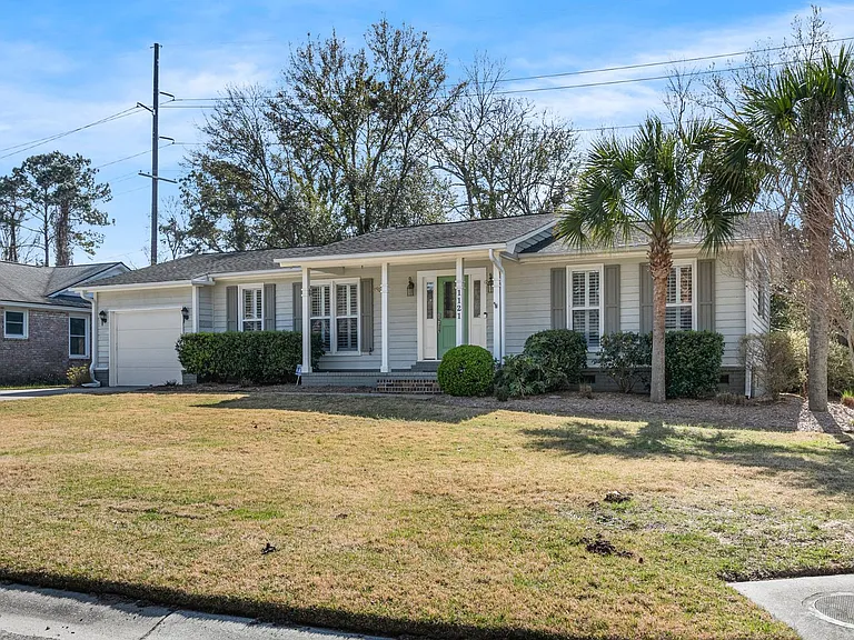 1121 Island View Dr — Photo 44