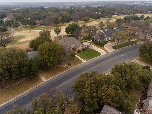 4th image of 5529 Bentwood Dr
