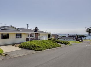 300 Lancaster St, Cambria, CA 93428