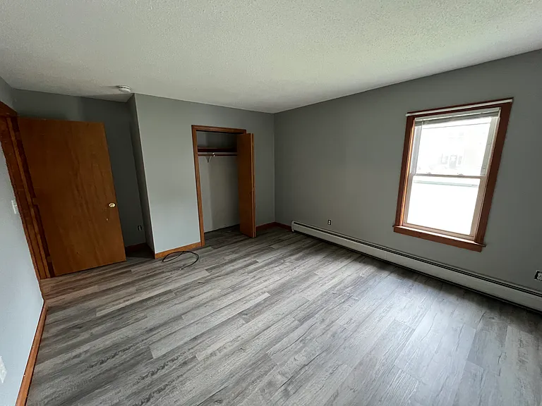 13 Liberty St #11 — Photo 1