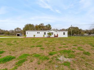 8062 Bull Ln, Plant City, FL 33565