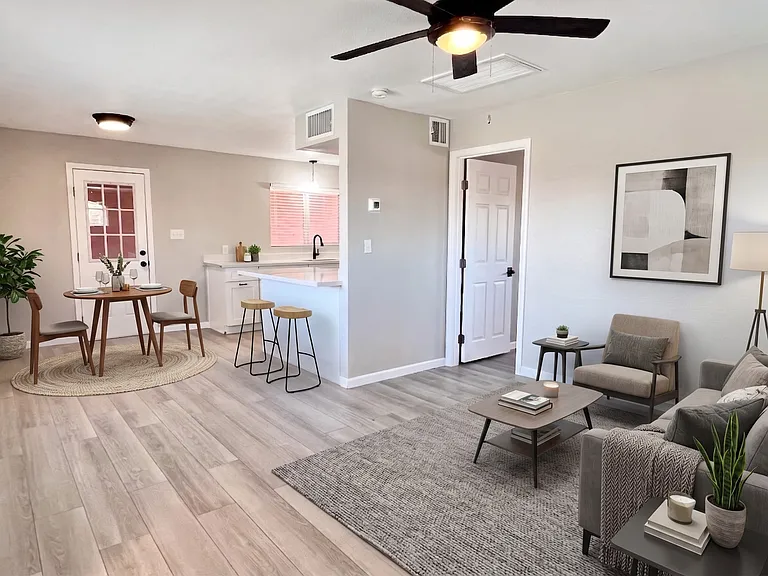 3008 N 39th St #5 — Photo 16