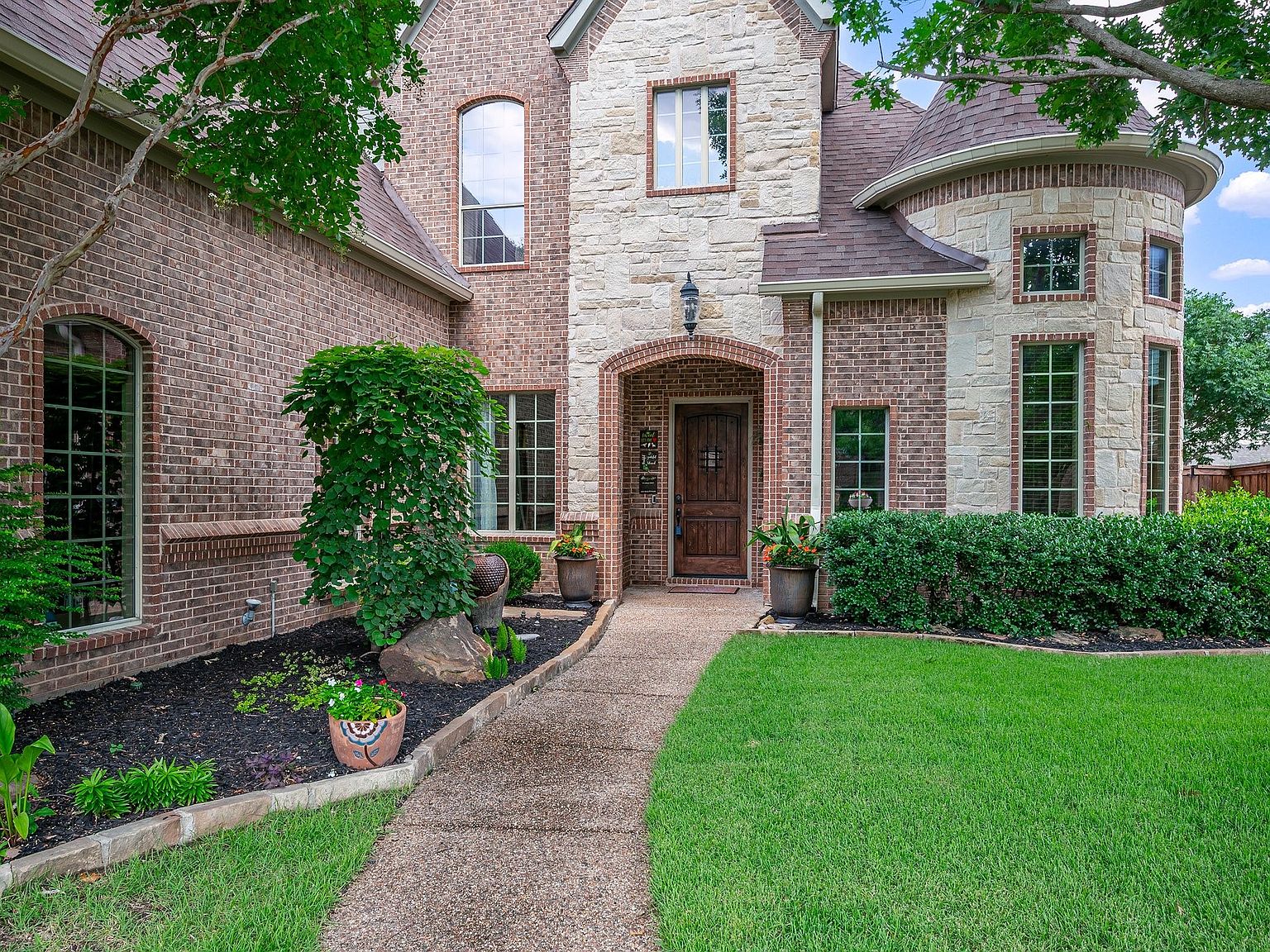 8116 Long Trail Dr, North Richland Hills, TX 76182 | Zillow