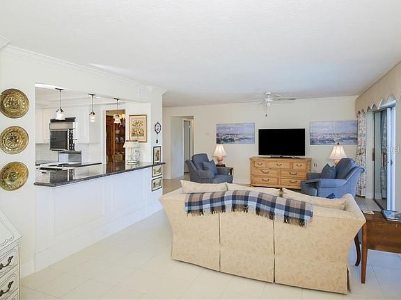 4th image of 101 Benjamin Franklin Dr APT 31
