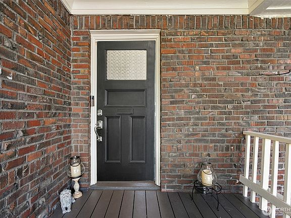 5th image of 10124 3rd Avenue NW