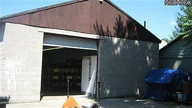 2nd image of 17 10th St SW