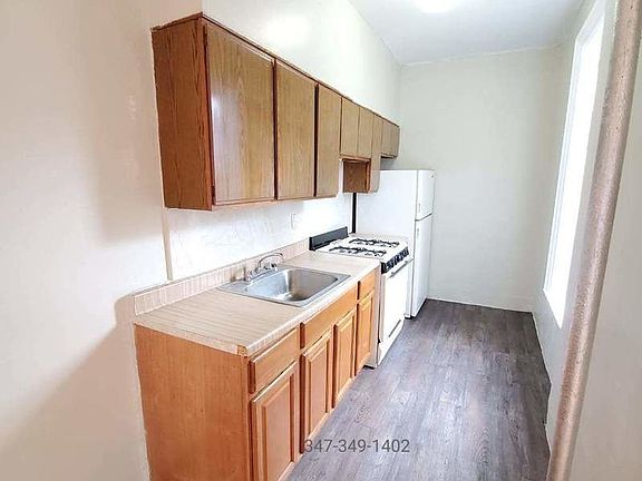 2nd image of 902 44th St #18F