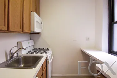 Rented by Fox Residential Group