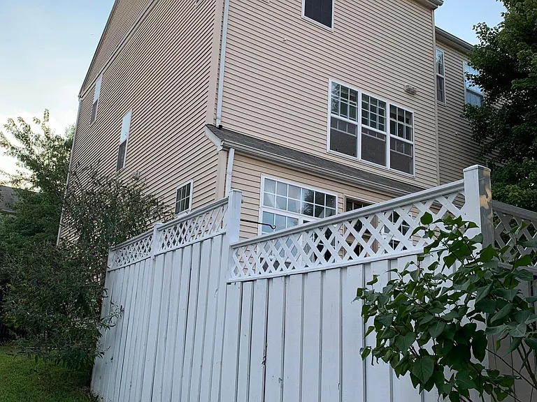 20334 Bowfonds St — Photo 14