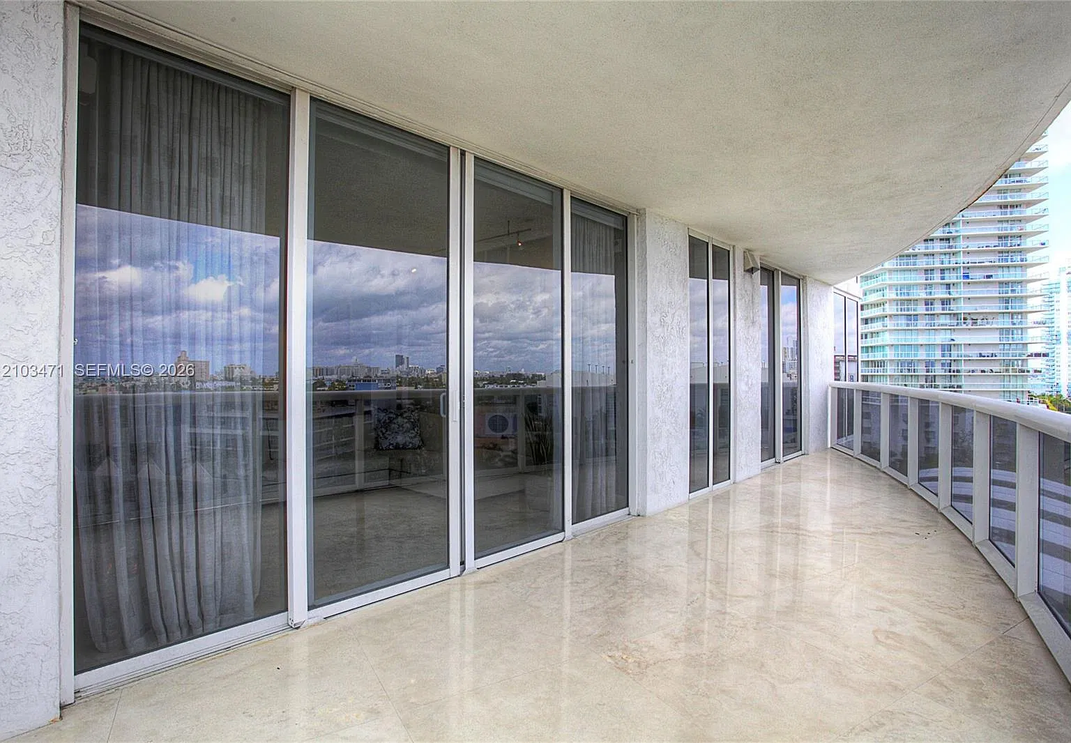 Murano Grande At Portofin — Photo 3