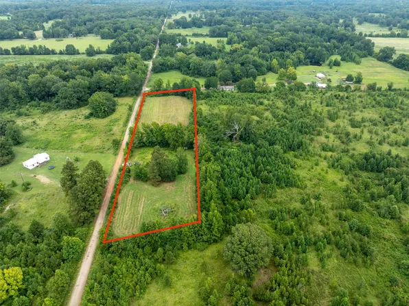664 River Ferry Rd, Garvin, OK 74736