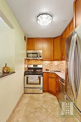 Rented by Halstead Real Estate | media 10