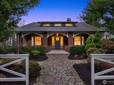 914 22nd Avenue E, Seattle, WA, 98112