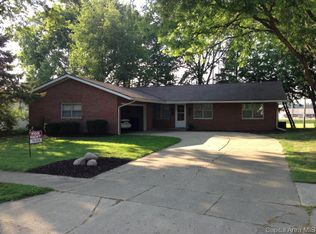 2241 Lynnhaven Dr, Springfield, IL 62704