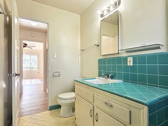 4th image of 5105 Marlborough Dr