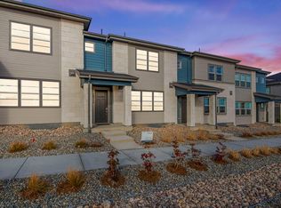 16748 W 93rd Pl, Arvada, CO 80007