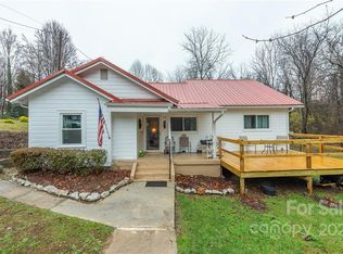 79 Fortner Dr, Spruce Pine, NC 28777