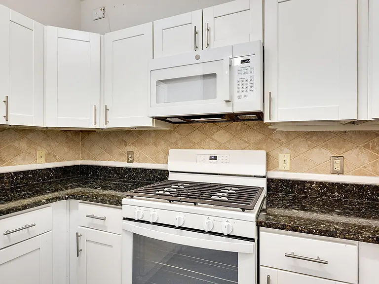 1645 International Dr #411 — Photo 8