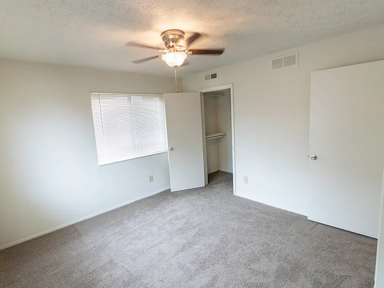 Blue Grass Manor — Photo 155