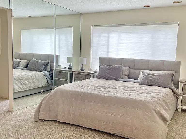 5662 Ainsley Ct — Photo 10