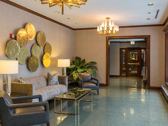 1st floor lobby
