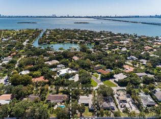 4750 Bay Point Rd, Miami, FL 33137